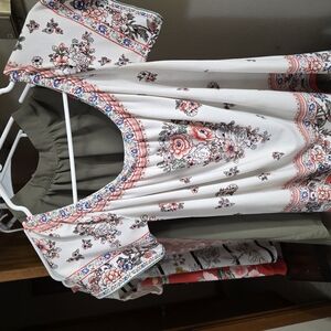 Floral Print Women's Top